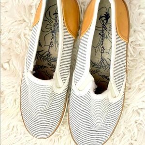 Coastal espadrilles